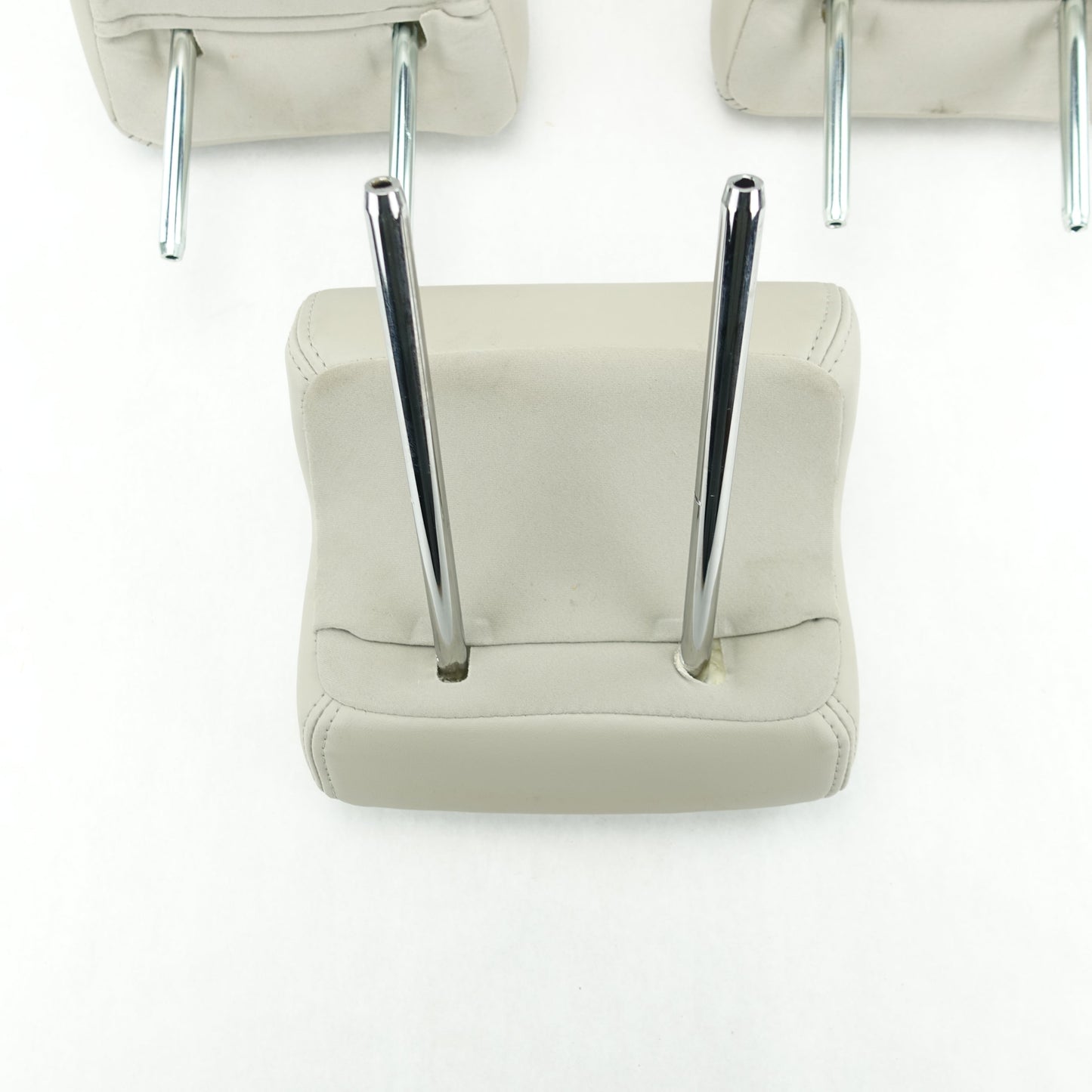 2010 2011 2012 Taurus Rear Headrest Head Rest Gray Leather Set