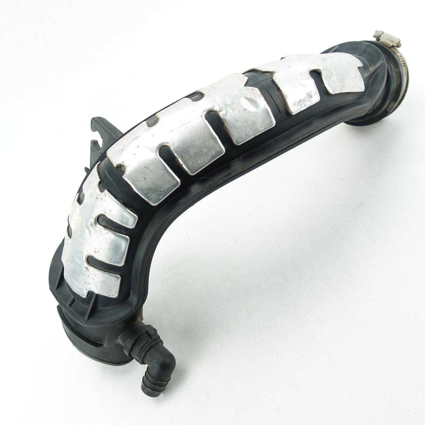 2013 2014 Ford Escape Engine Air Intake Hose Pipe Duct