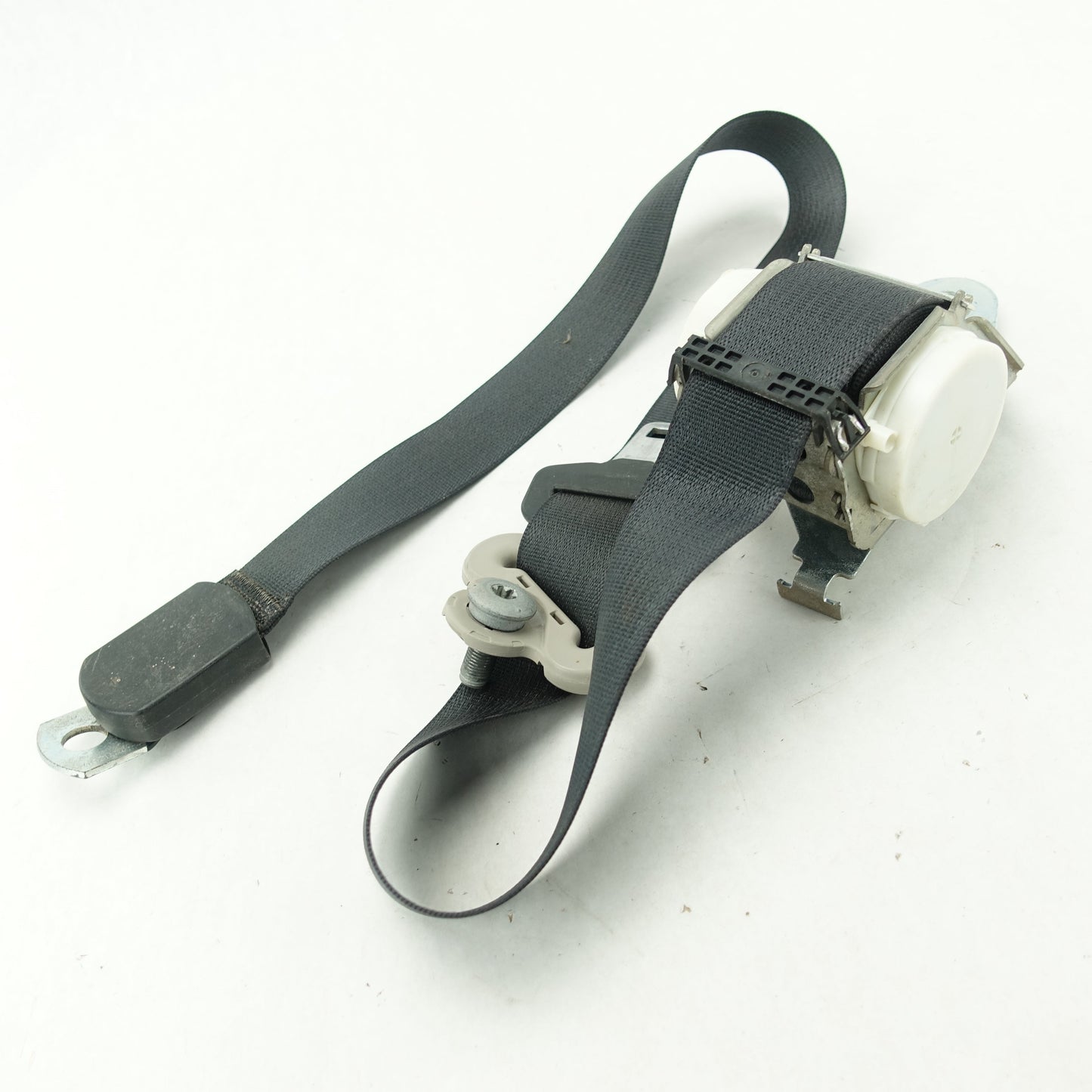 2011 2012 2013 2014 Caravan Town & Country 2nd Row Left Rear Seat Belt Black
