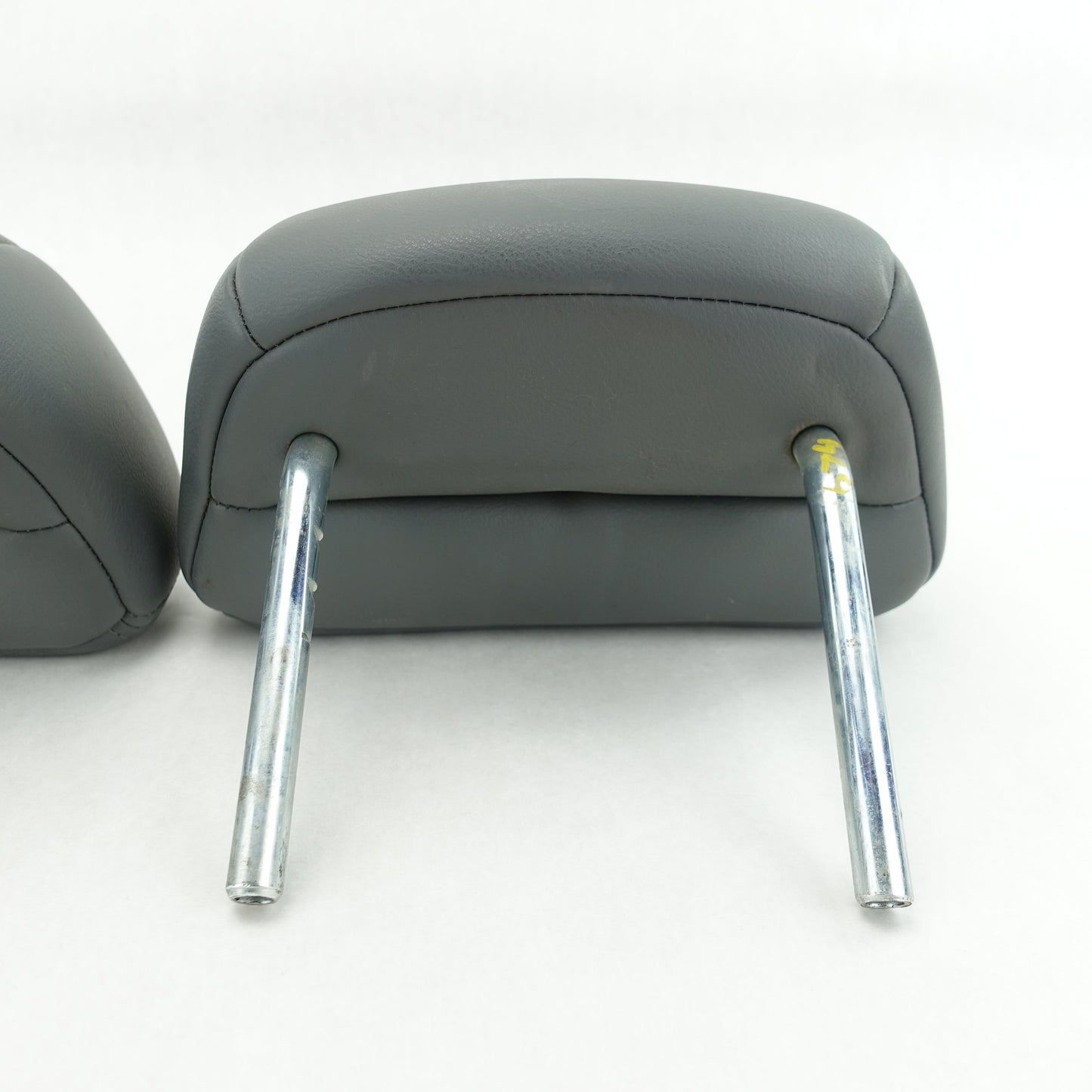 2003 2004 2005 2006 2007 Honda Accord Sedan 4 Door Rear Headrest Head Rest Gray