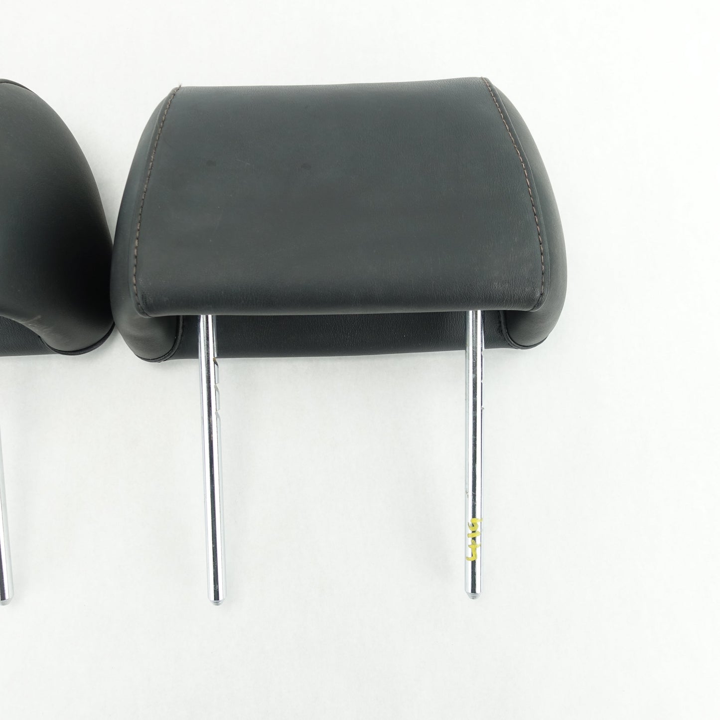 2006 2007 2008 2009 Pontiac G6 Coupe 2 Door Rear Headrest Head Rest Set Black