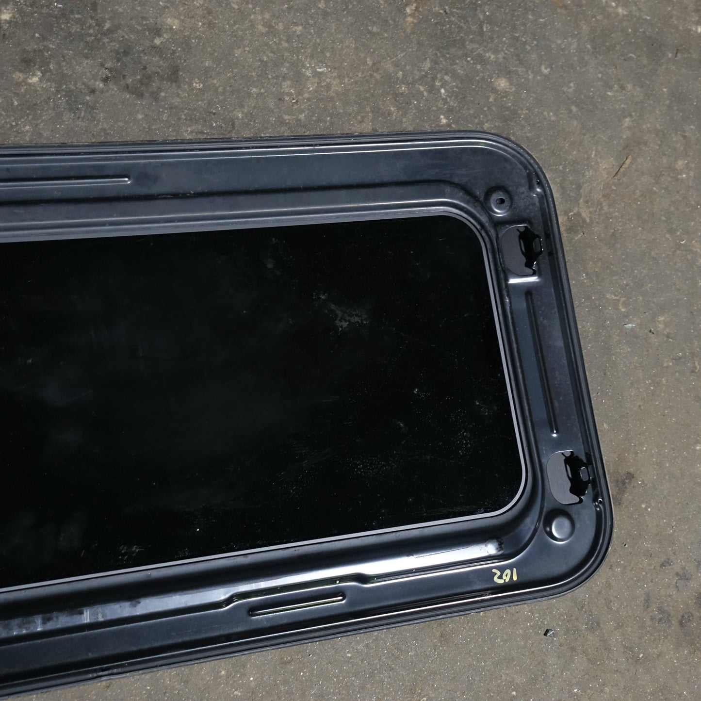 2004 2005 2006 2007 2008 2009 Mazda 3 Sunroof Sun Moon Roof Glass