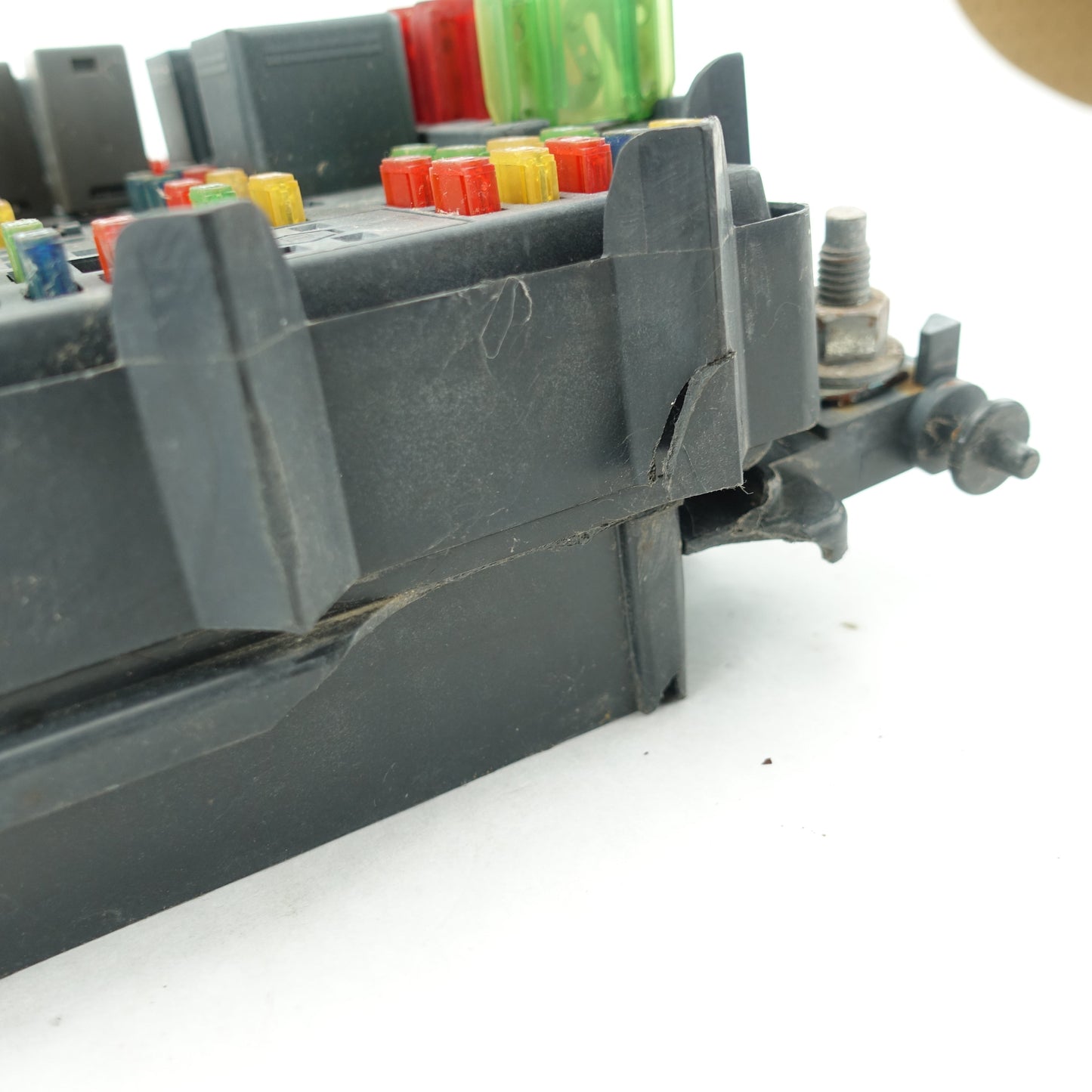 Damage 2000 2001 2002 Silverado Sierra Engine Fuse Junction Box