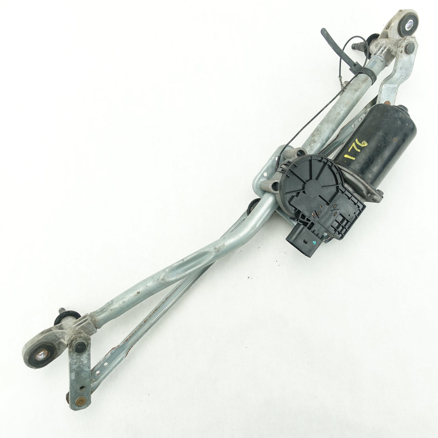2007 2008 2009 Mazda 3 Front Windshield Wiper Motor Transmission
