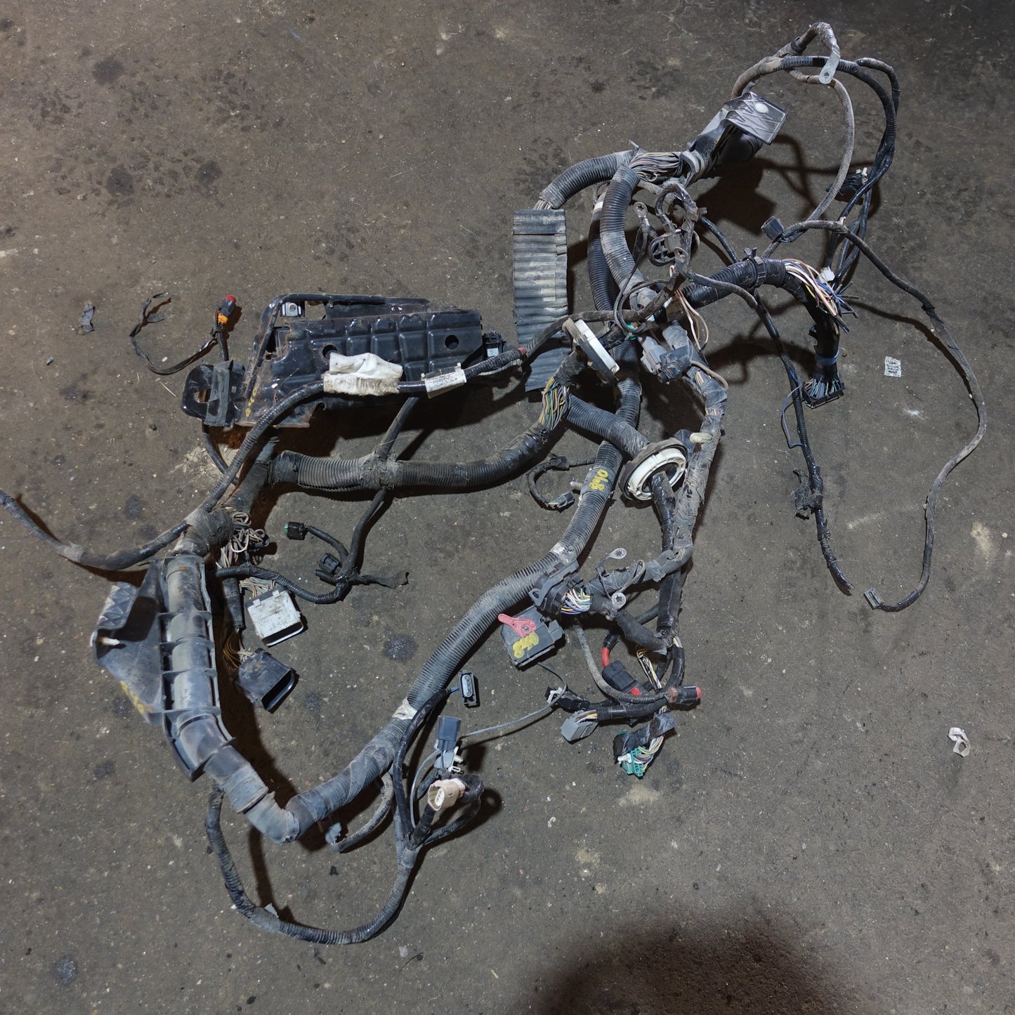 2008 Ford F250 F350 6.4L Engine Fuse Box Bay Wire Harness Loom