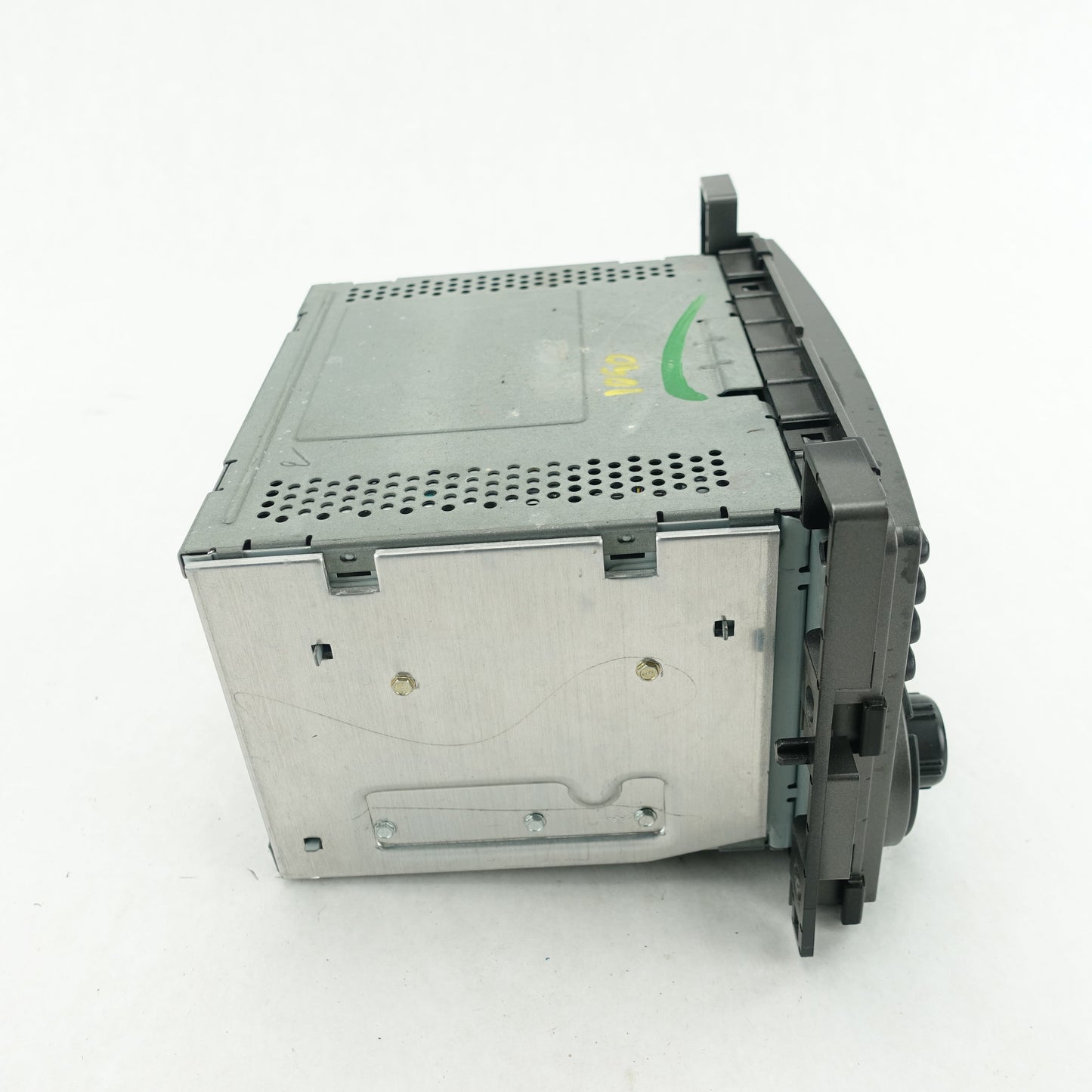 Damage 2006 Pontiac Torrent Radio Stereo Head Deck