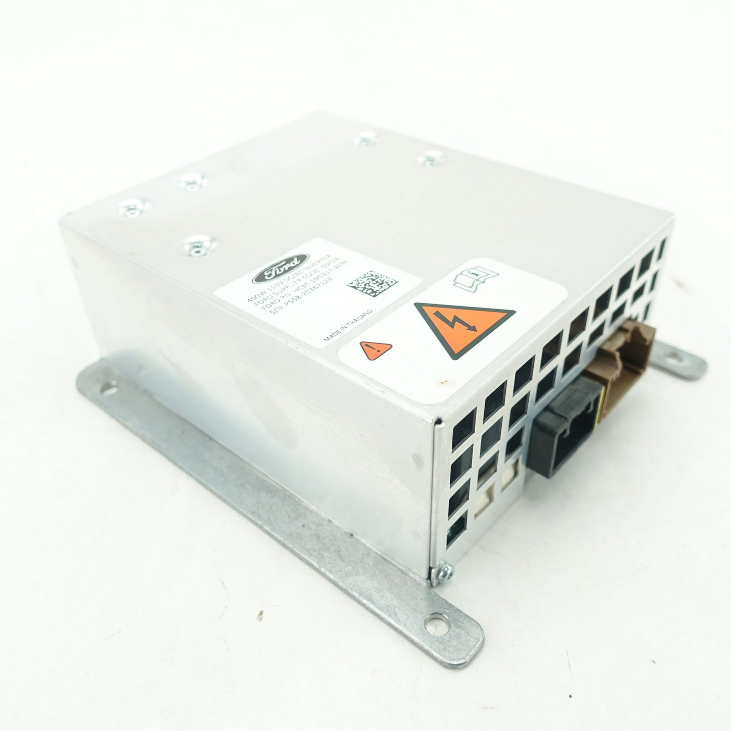 2017 2018 2019 2020 2021 2022 Ford F250 F350 Power Inverter