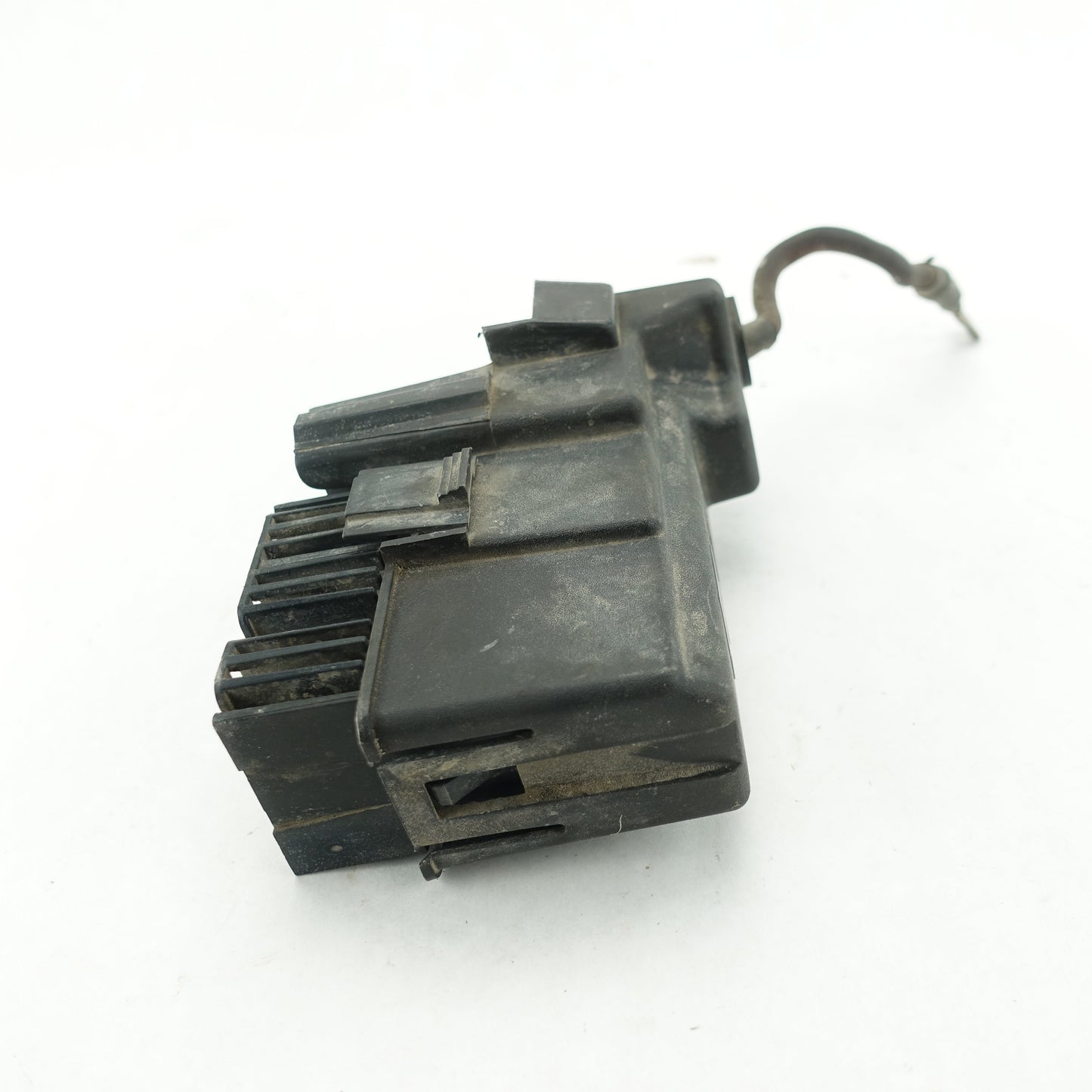 2011 2012 2013 2014 2015 2016 FORD F250 F350 6.7L Battery Circuit Breaker Fuse