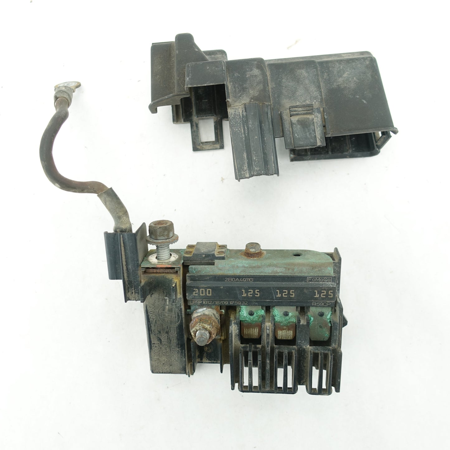 2011 2012 2013 2014 2015 2016 FORD F250 F350 6.7L Battery Circuit Breaker Fuse