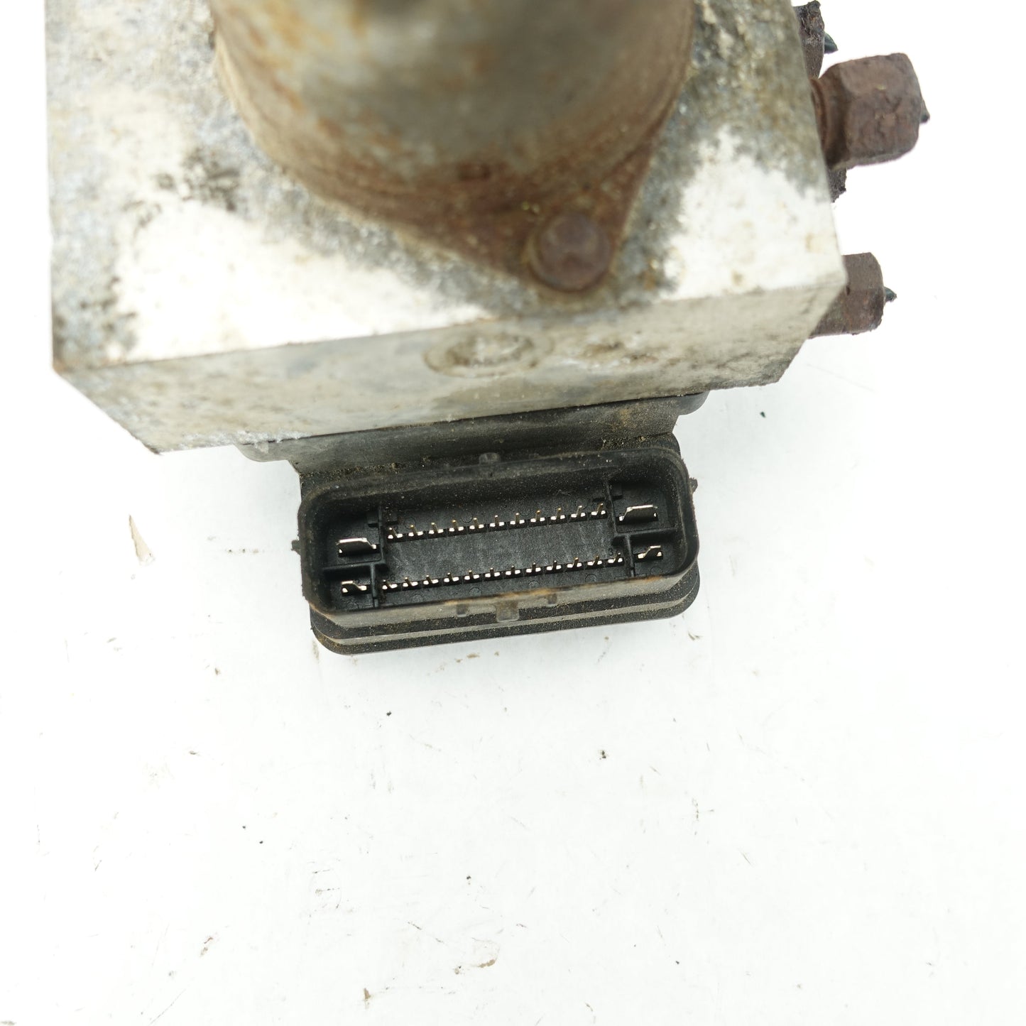 2011 2012 Ford F250 F350 ABS Anti-Lock Brake Pump With Roll Stability Control