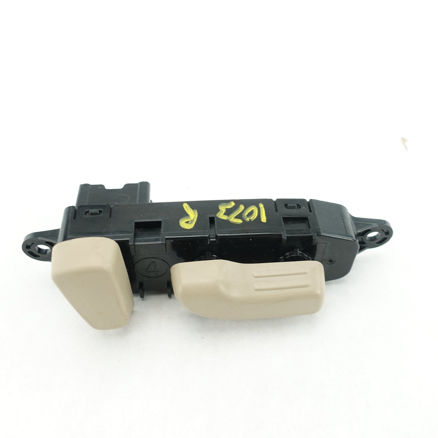 2016 2017 2018 2019 Nissan TITAN XD Passenger Right Power Seat Switch