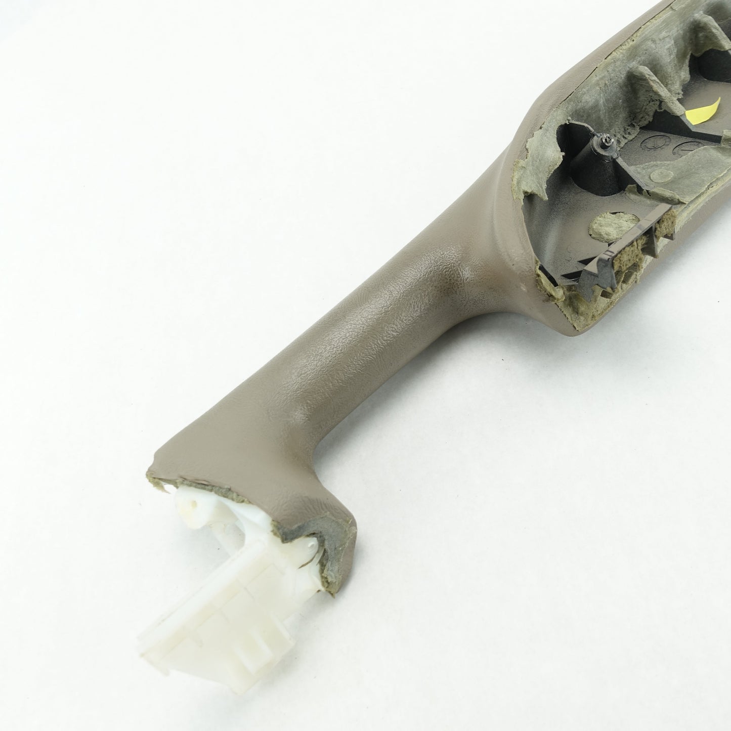 Damage 2003 2004 2005 Yukon Passenger Right Front Door Handle Armrest Arm Rest