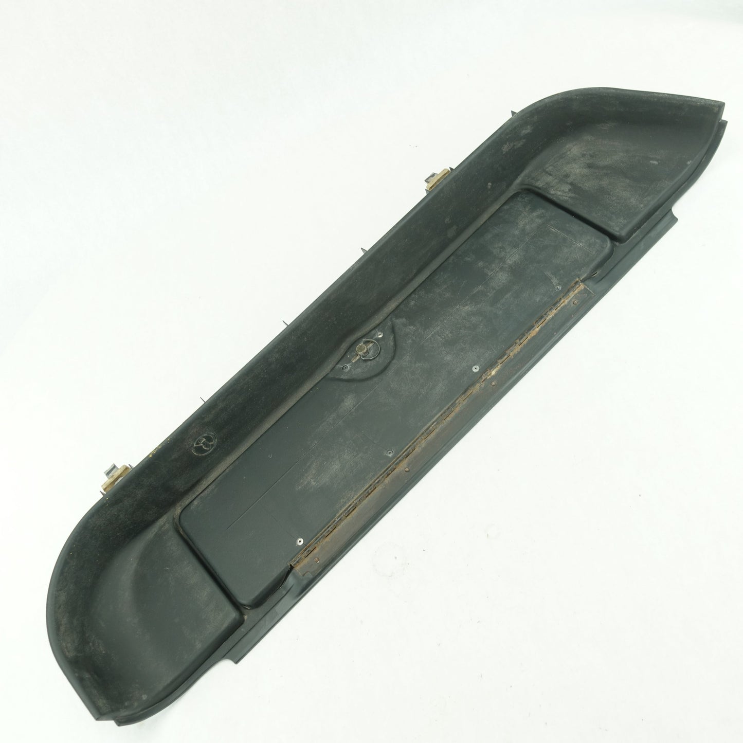 2003 2004 GMC Chevy C4500 C5500 Topkick Kodiak Front Left Sill Scuff Plate Door