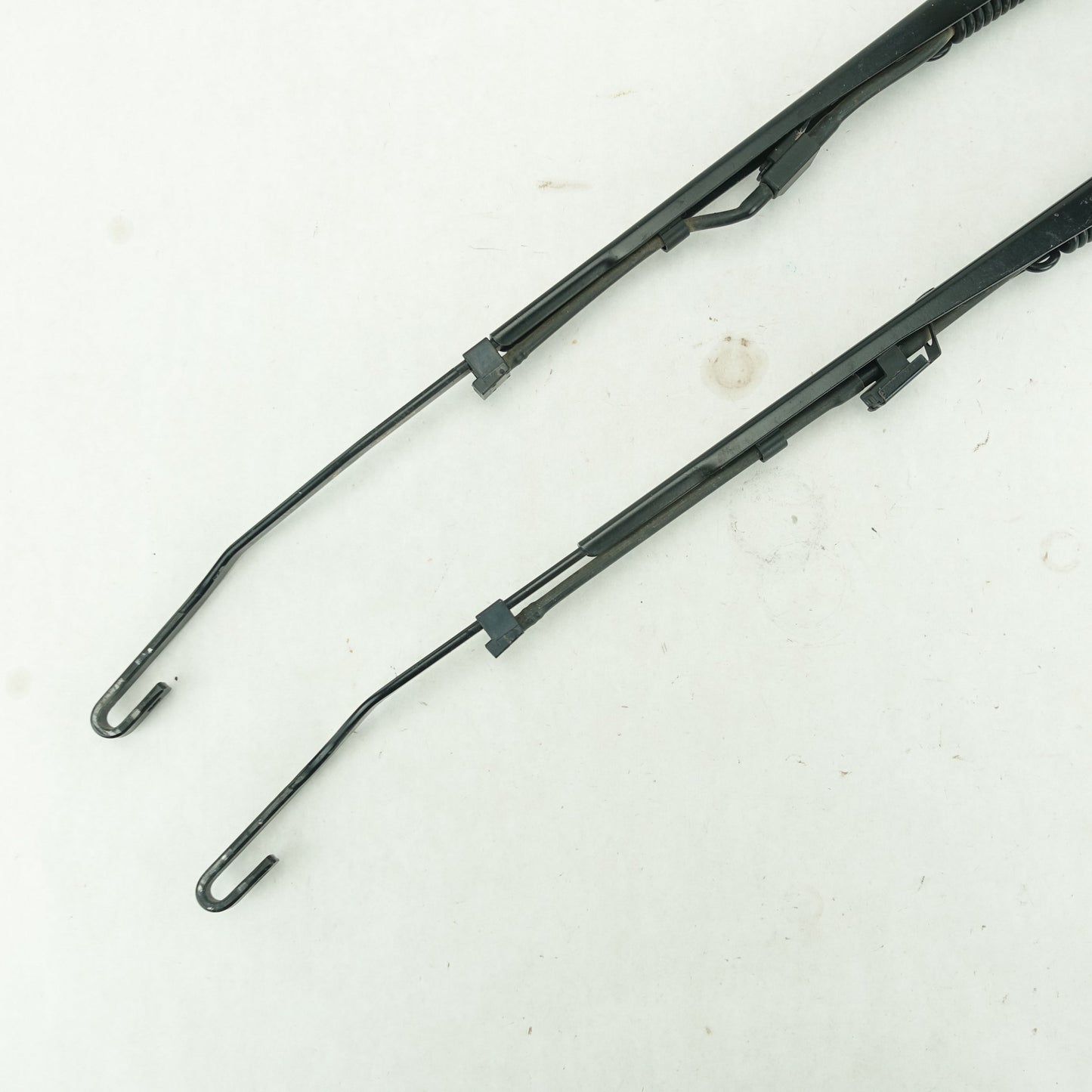 2003 2004 2005 GMC Chevy C4500 C5500 Topkick Kodiak Windshield Wiper Arm Arms