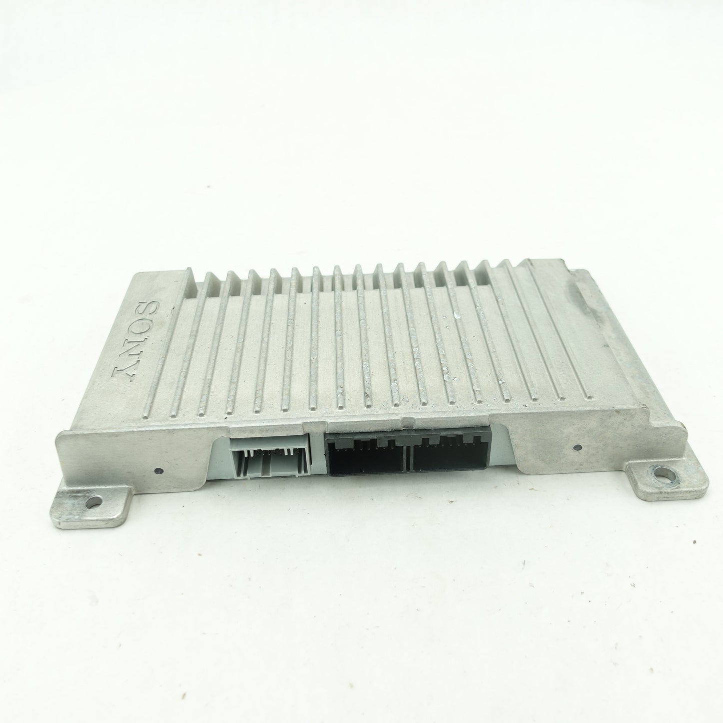 2015 2016 2017 2018 Ford F250 F350 Sony Amp Amplifier