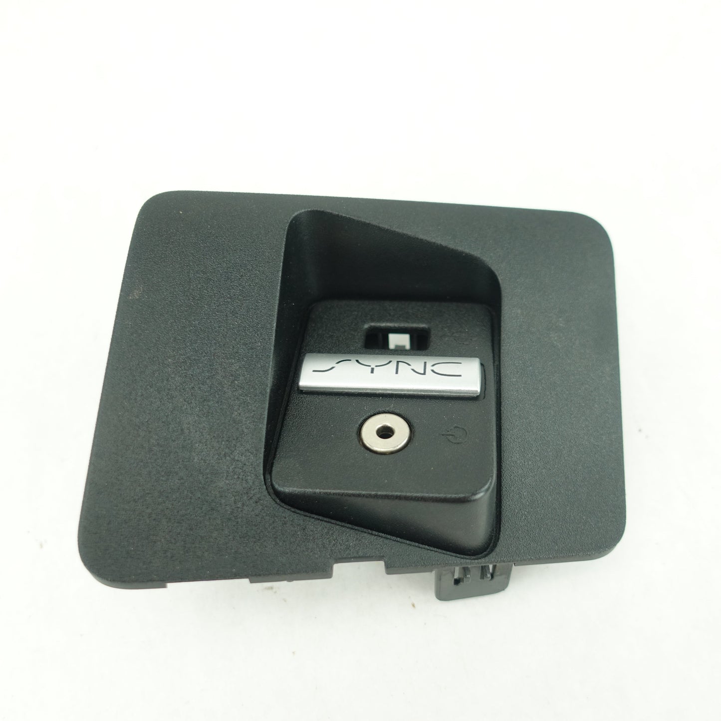 Damage 2008 2009 2010 2011 Ford F250 F350 Sync Badge Aux Auxiliary Audio Port