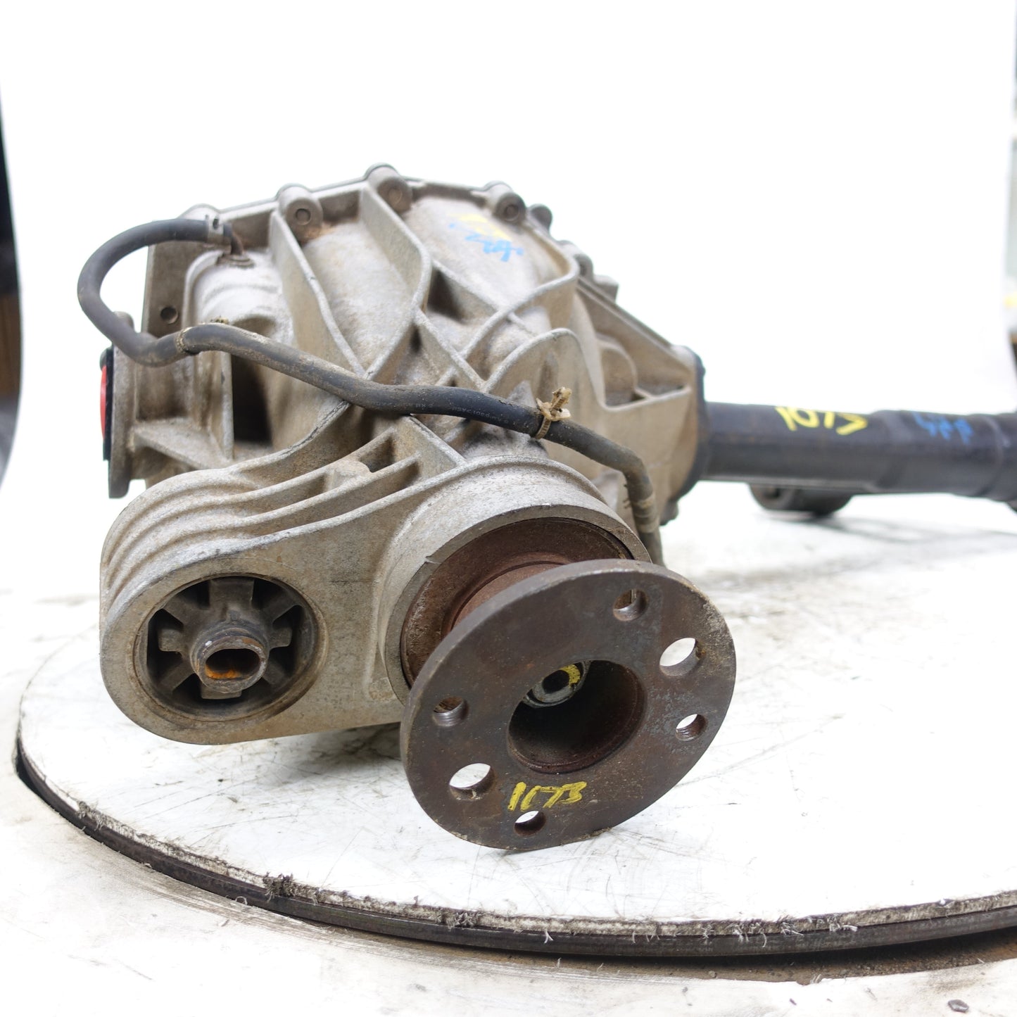 2016 2017 2018 2019 Nissan Titan XD 5.0L Diesel Front Carrier Differential