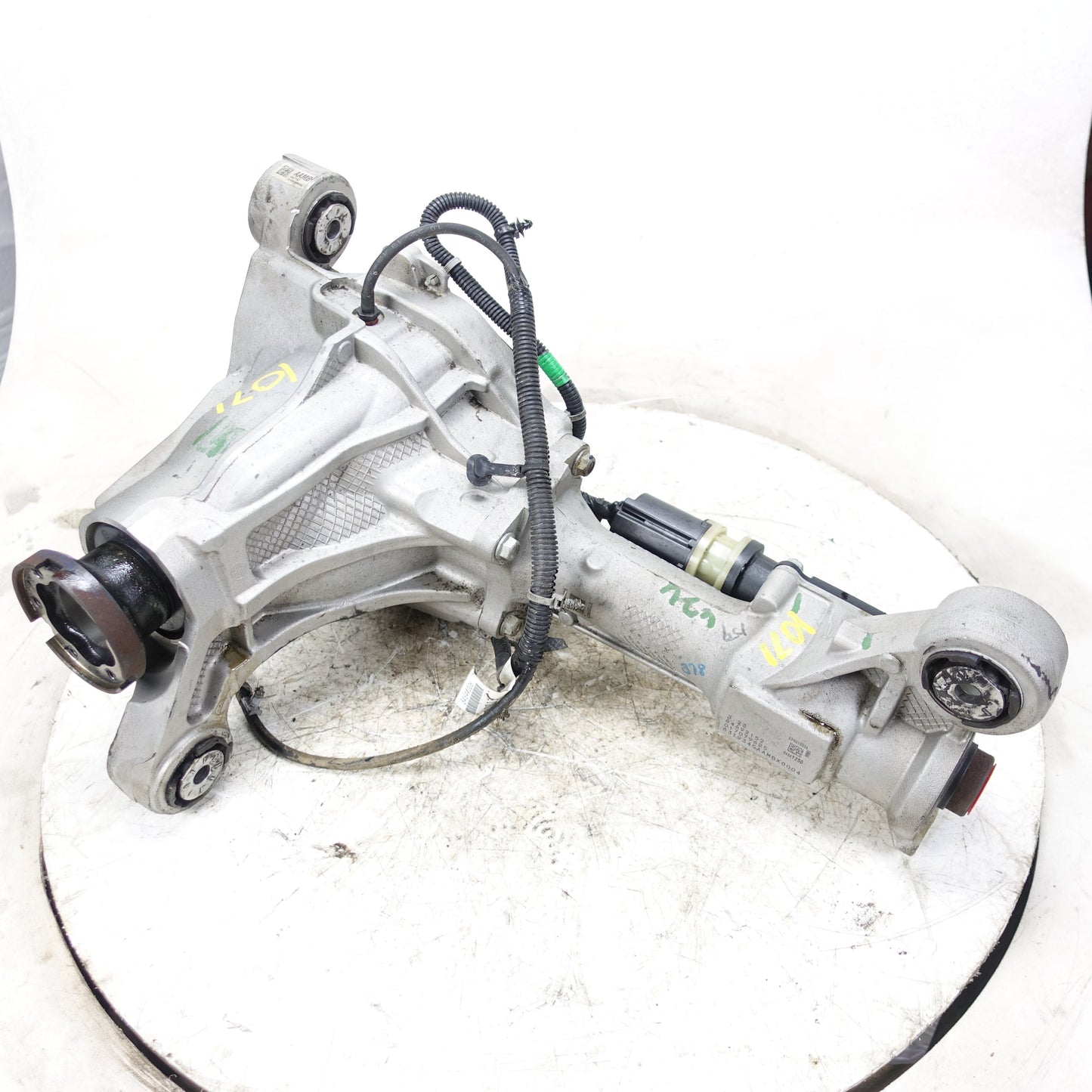 Damage 2019 2020 Silverado Sierra 1500 Front Carrier Differential 3.23 GU5 SU5
