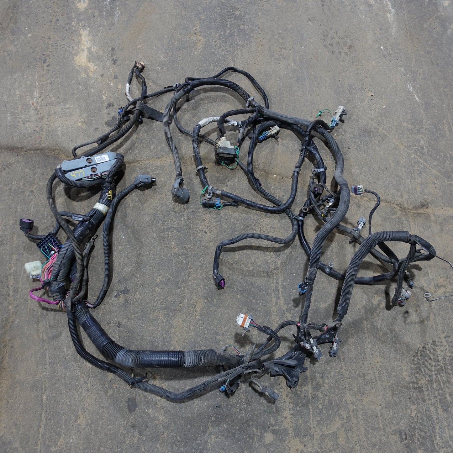 2005 Yukon XL 1500 6.0L Engine Wire Harness Loom