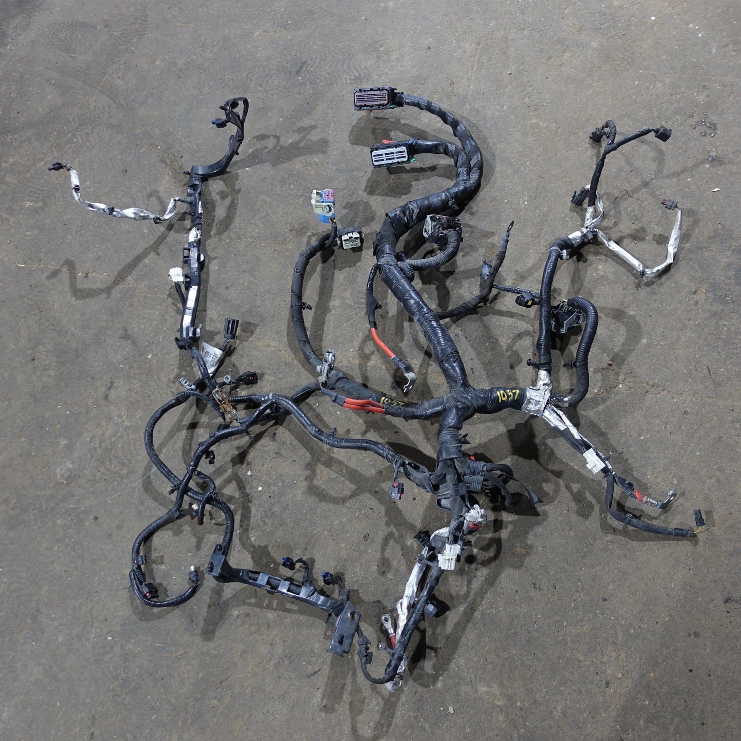 2014 Town & Country Caravan 3.6L Engine Wire Harness Loom Battery Cables