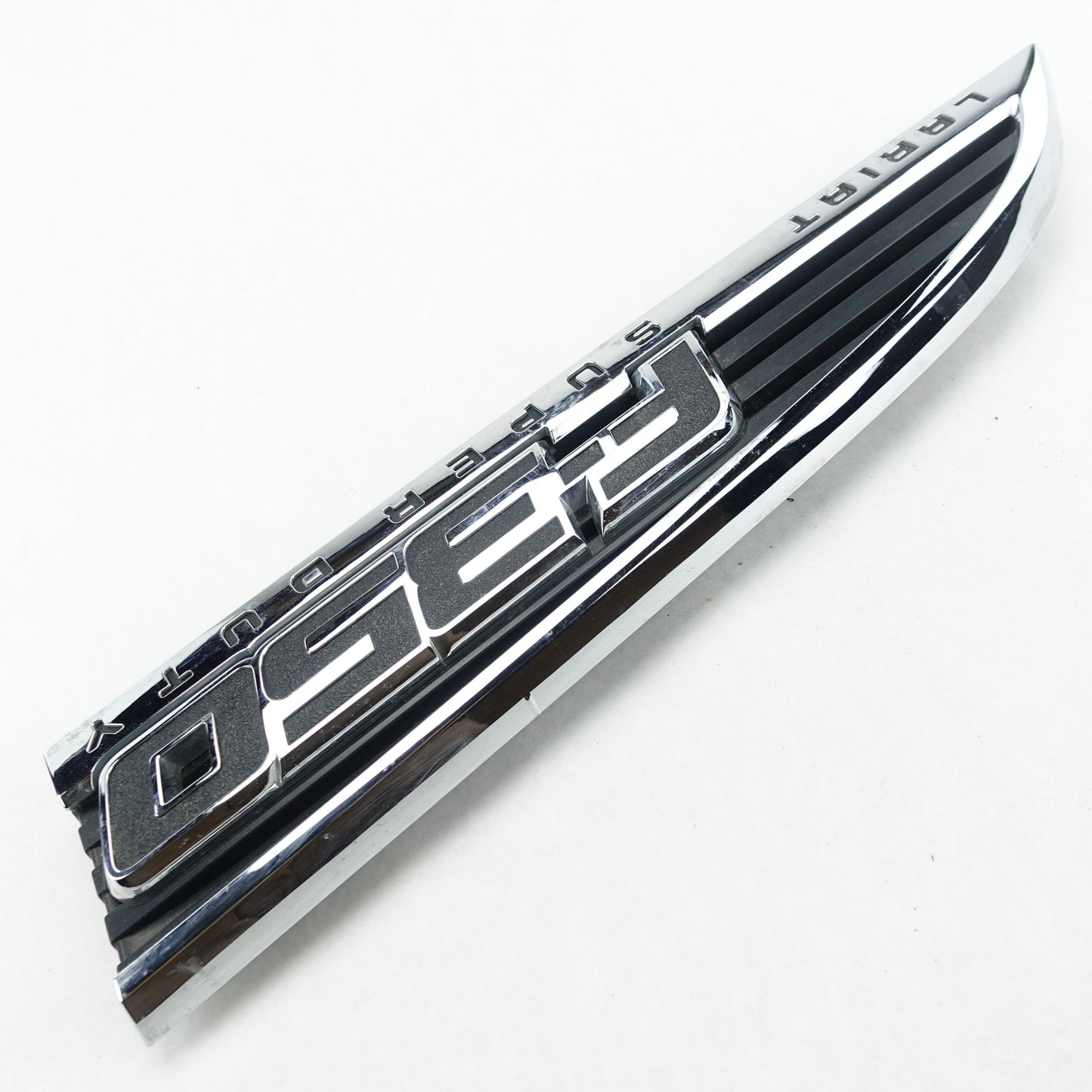 2011 2012 2013 2014 2015 16 Ford F350 Lariat Driver Left Fender Vent Emblem Logo
