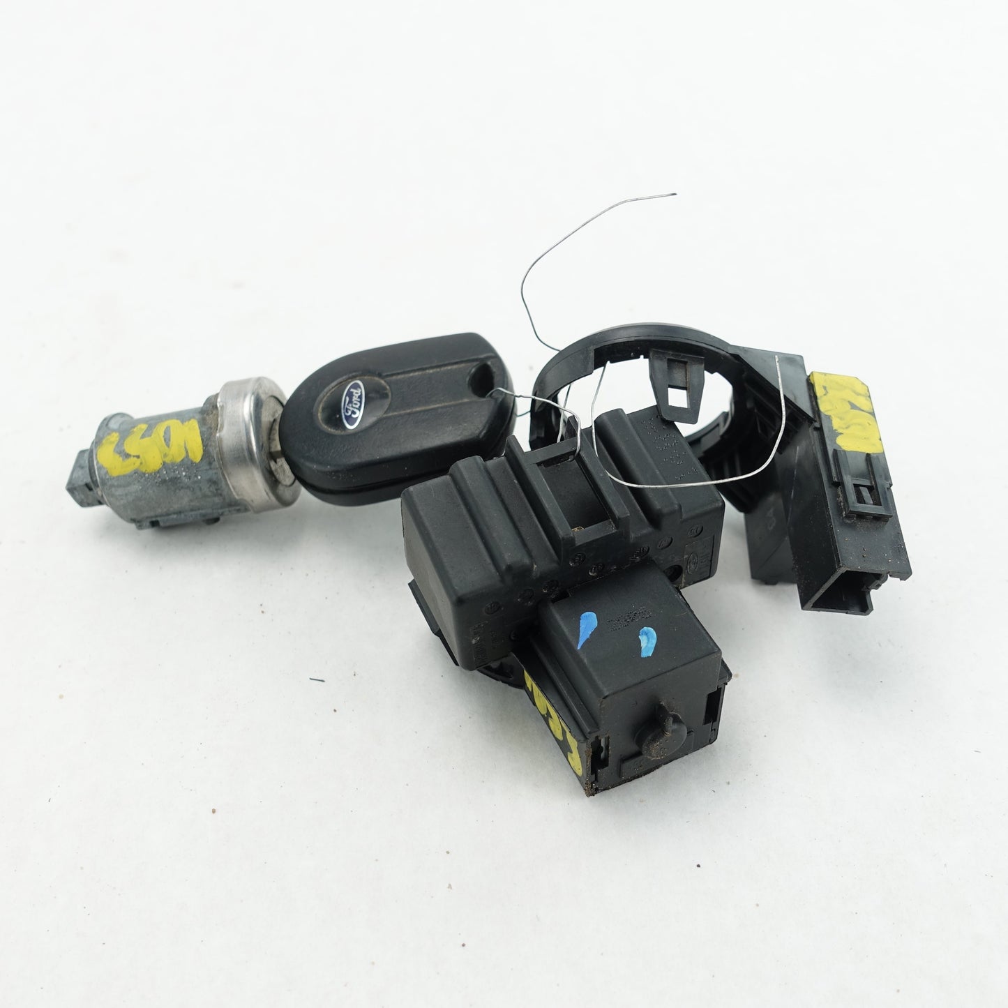 2011 2012 2013 2014 Ford F250 F350 Key Lock Cylinder Anti-Theft Immobilizer Key