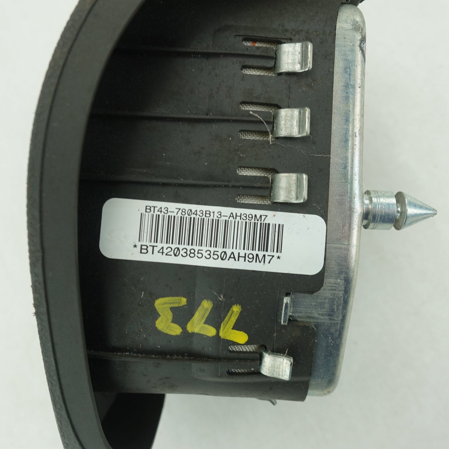 Damage 2011 2012 2013 2014 Ford Edge Steering Wheel Driver Airbag Air Bag Gray