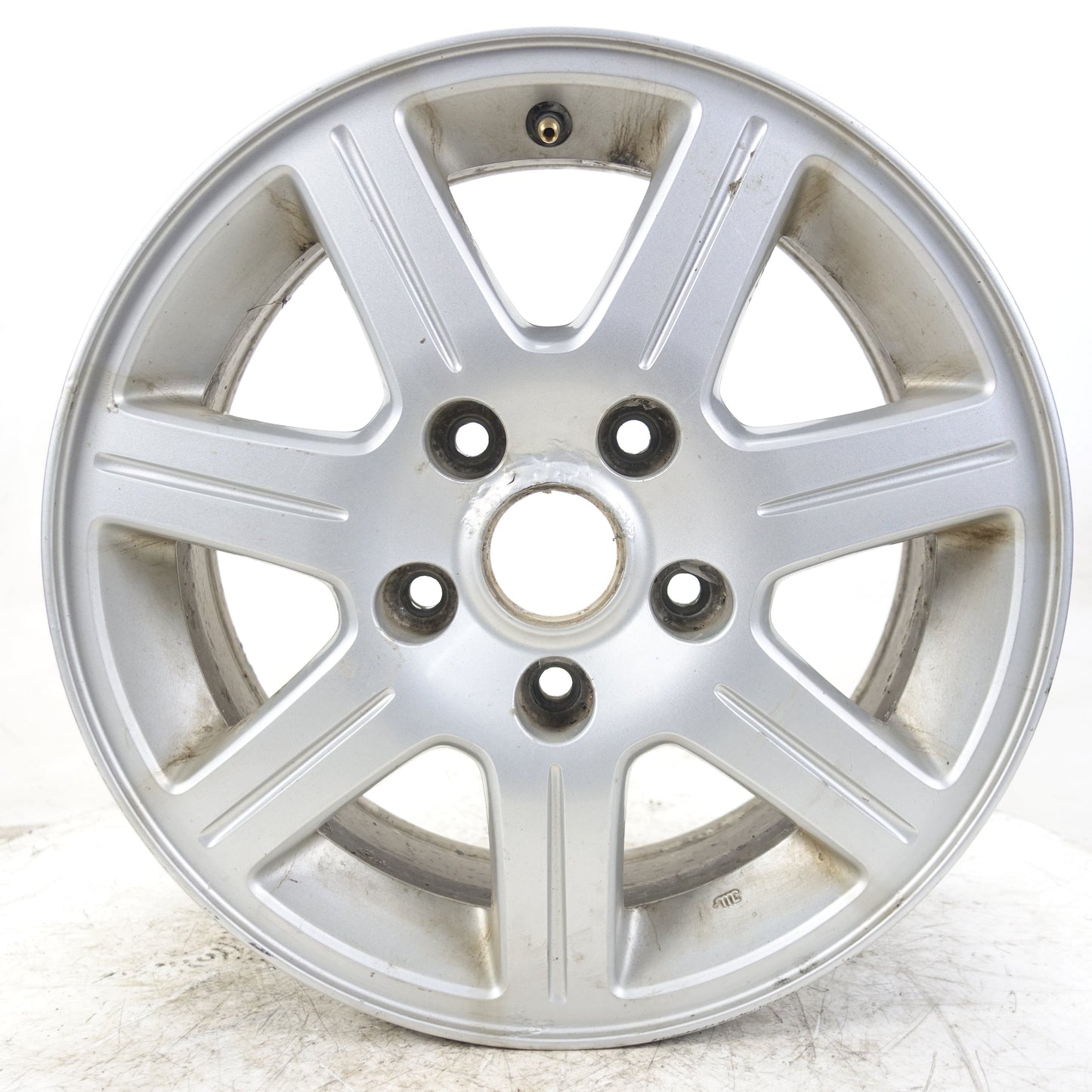 2011 2012 Chrysler Town & Country 16 Inch Aluminum Alloy Wheel Rim Ring