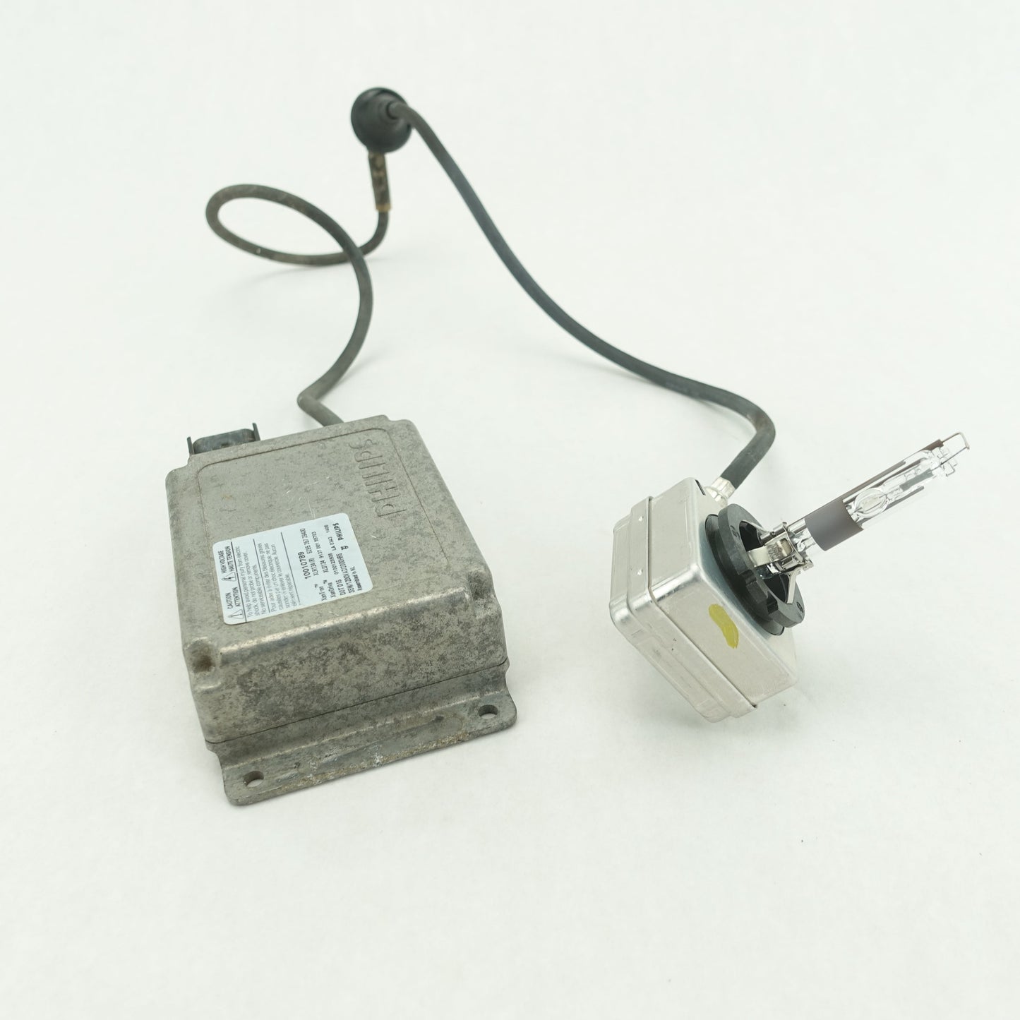 2003 2004 2005 2006 Cadillac Escalade Philips Headlight Ballast Xenon Module OEM