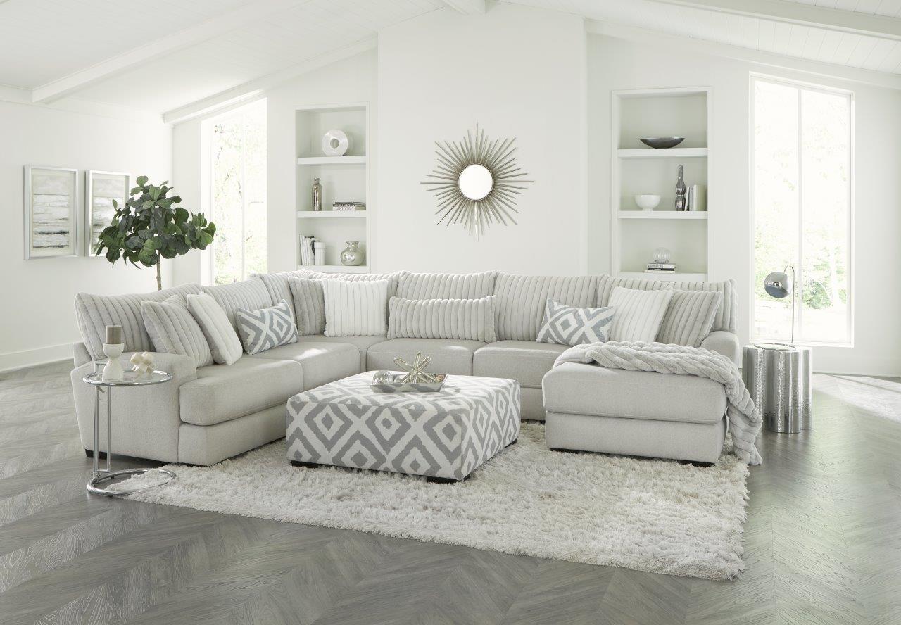 Mondo Sectional Collection