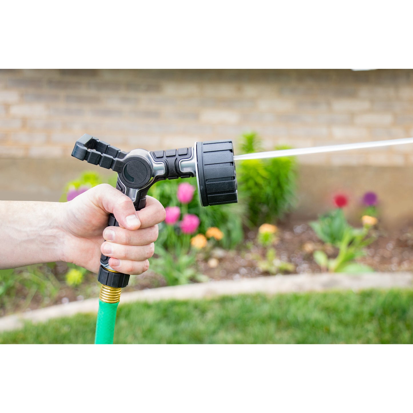 6-Pattern Oversize Multi Pattern Nozzle with Firehose Handle and Integrated Swivel 26658