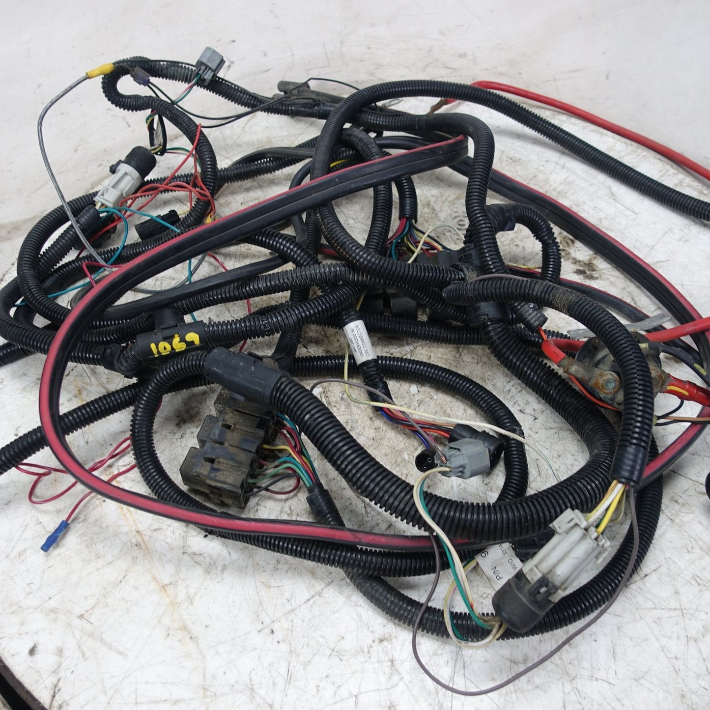 Hiniker Snow Plow Underhood Harness p/n 38813097