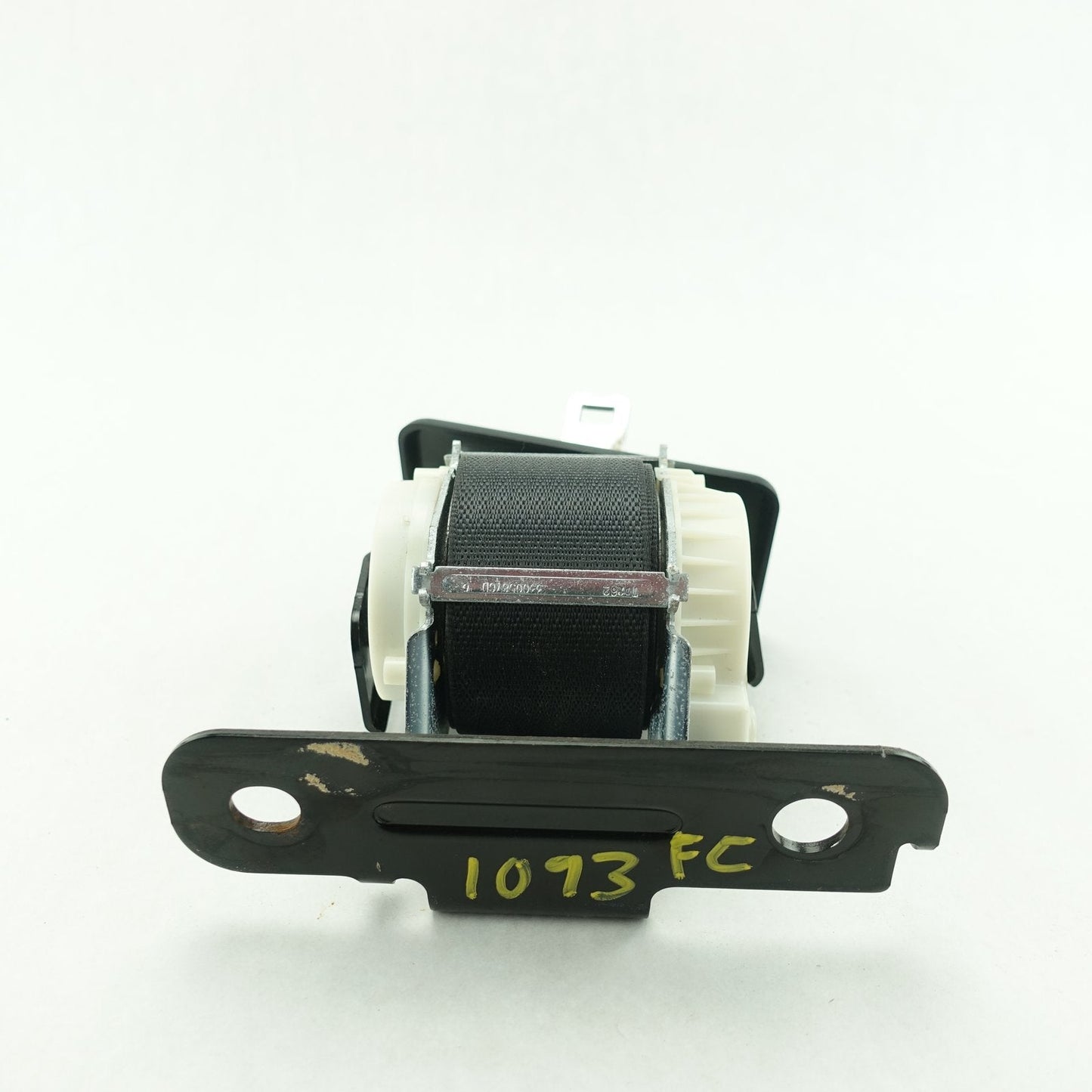 2015 2016 2017 2018 2019 Ram 1500 2500 3500 Regular Cab Center Seat Belt Black