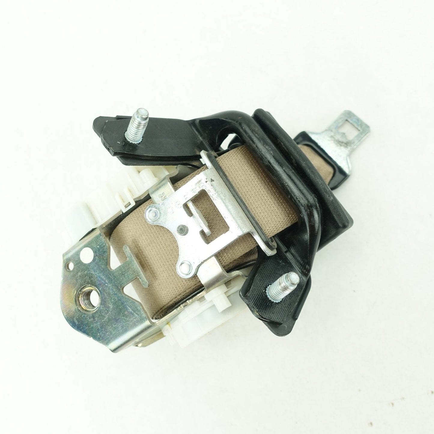 2008 2009 2010 2011 2012 2013 2014 2015 Ford F250 F350 Rear Center Seat Belt Tan