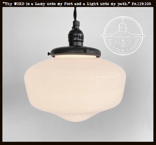 Schoolhouse Heritage Pendant Light |9"|