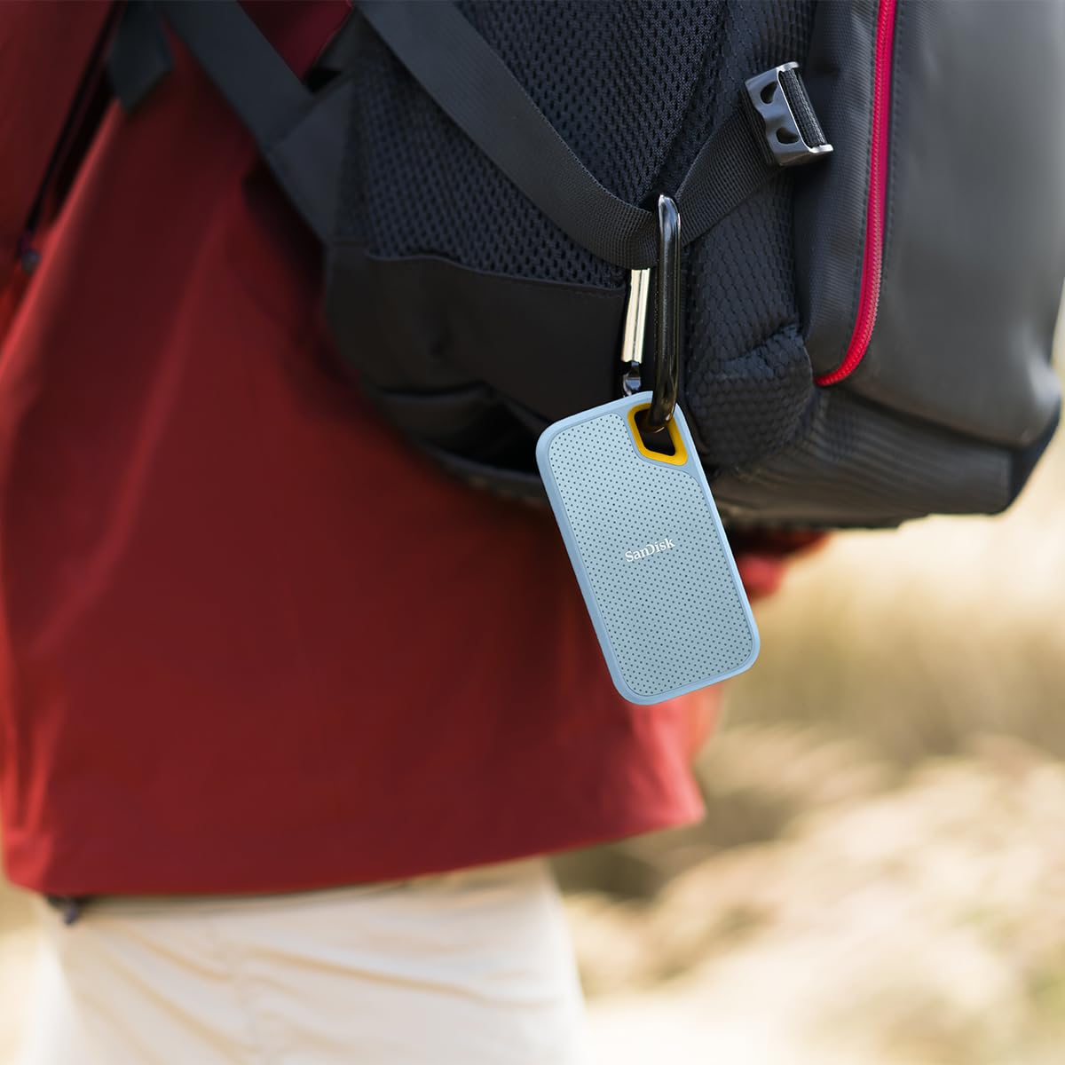 SANDISK 2TB Extreme Portable SSD (Old Model) - Up to 1050MB/s, USB-C, USB 3.2 Gen 2, IP65 Water and Dust Resistance, Updated Firmware - External Solid State Drive - SDSSDE61-2T00-G25